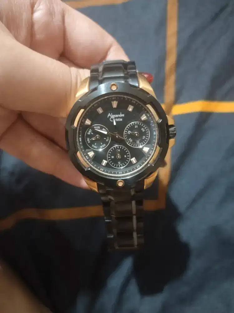 Alexandre Christie wanita