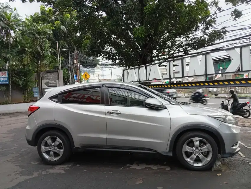 Jual Murah Honda HR-V E 2015