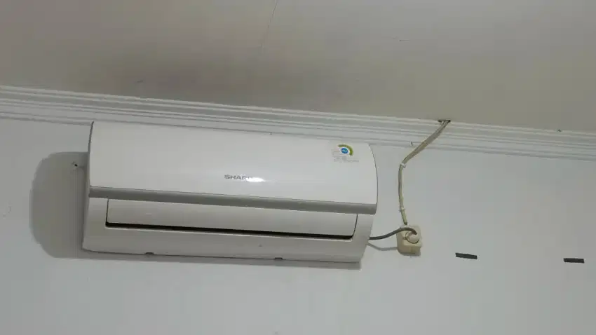 Jual AC + kipasnya 1/2 PK merk SHARP
