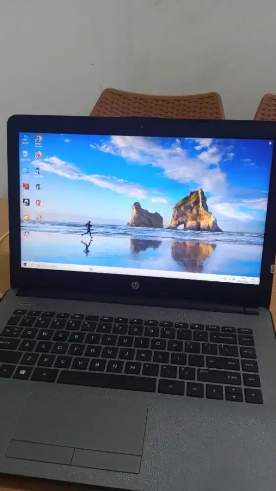 laptop hp intel celeron RAM 8 GB 1TB SSD