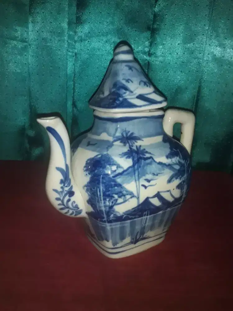 Preloved Vintage: 1Teko keramik Cina--warna masih cerah seperti baru