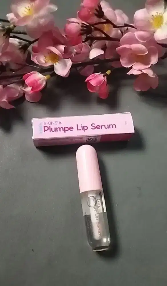 Lip Serum mencerahkan bibir alami