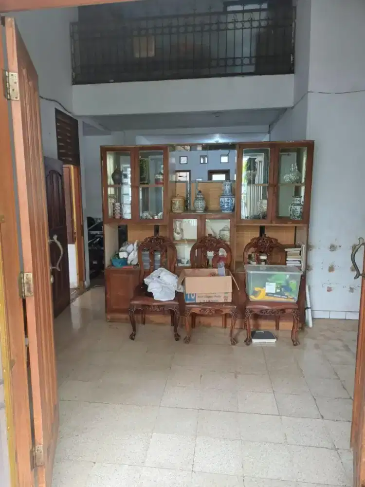Rumah murah banget BU SHM jln lebar di Pd Pinang Jaksel
