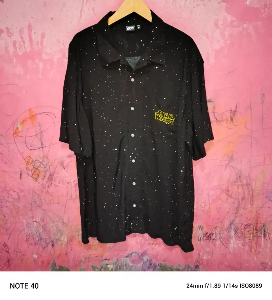 Bismillah, dijual kemeja Star Wars original official