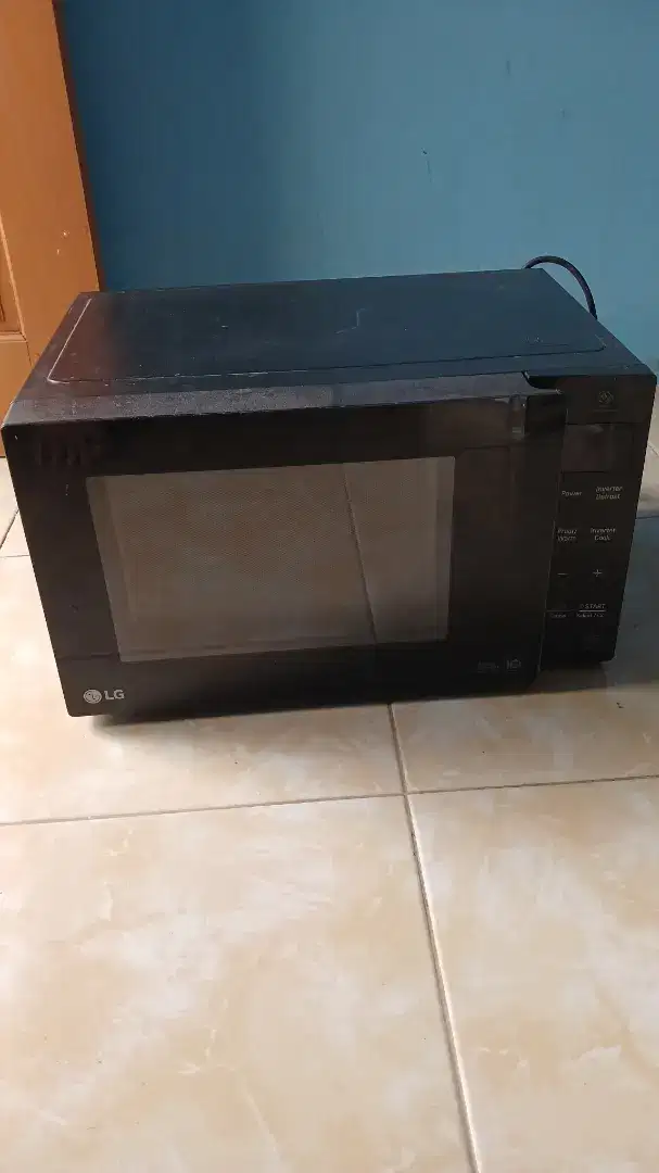 LG Microwave  MS2336GIB