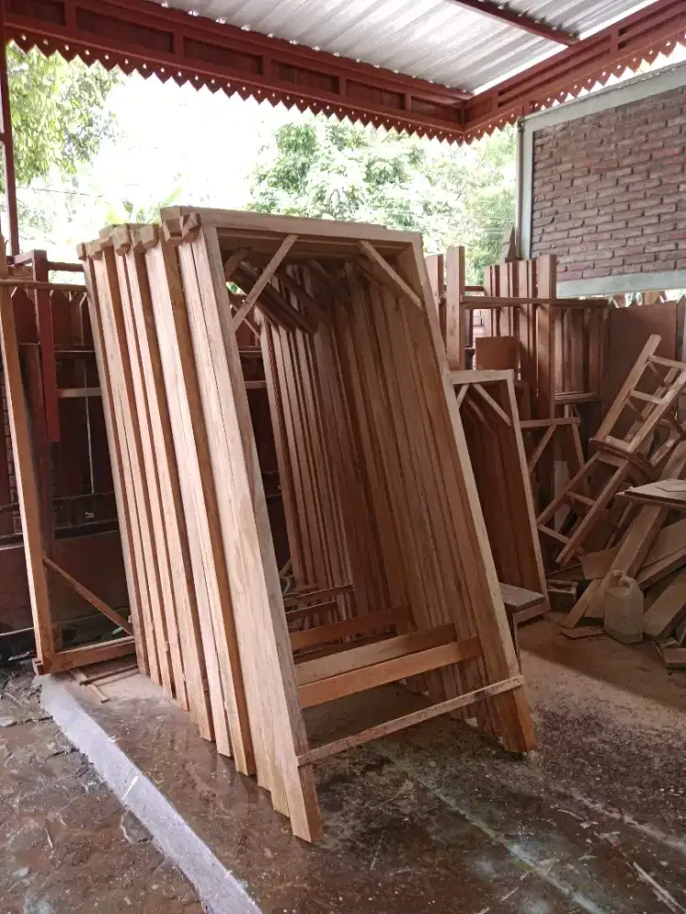 Paket kusen+pintu satu rumah
