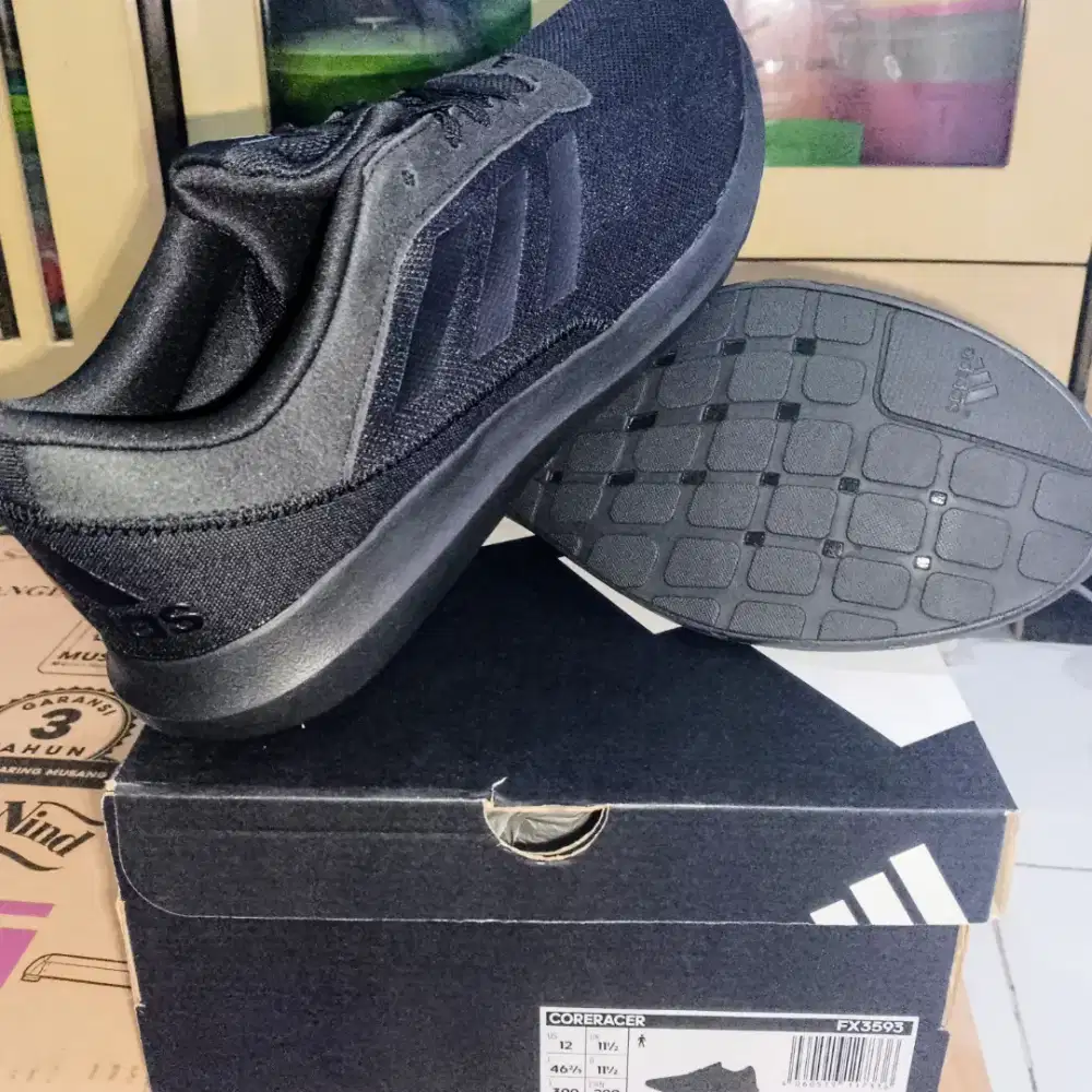 Adidas Coreracer full Black Authentic