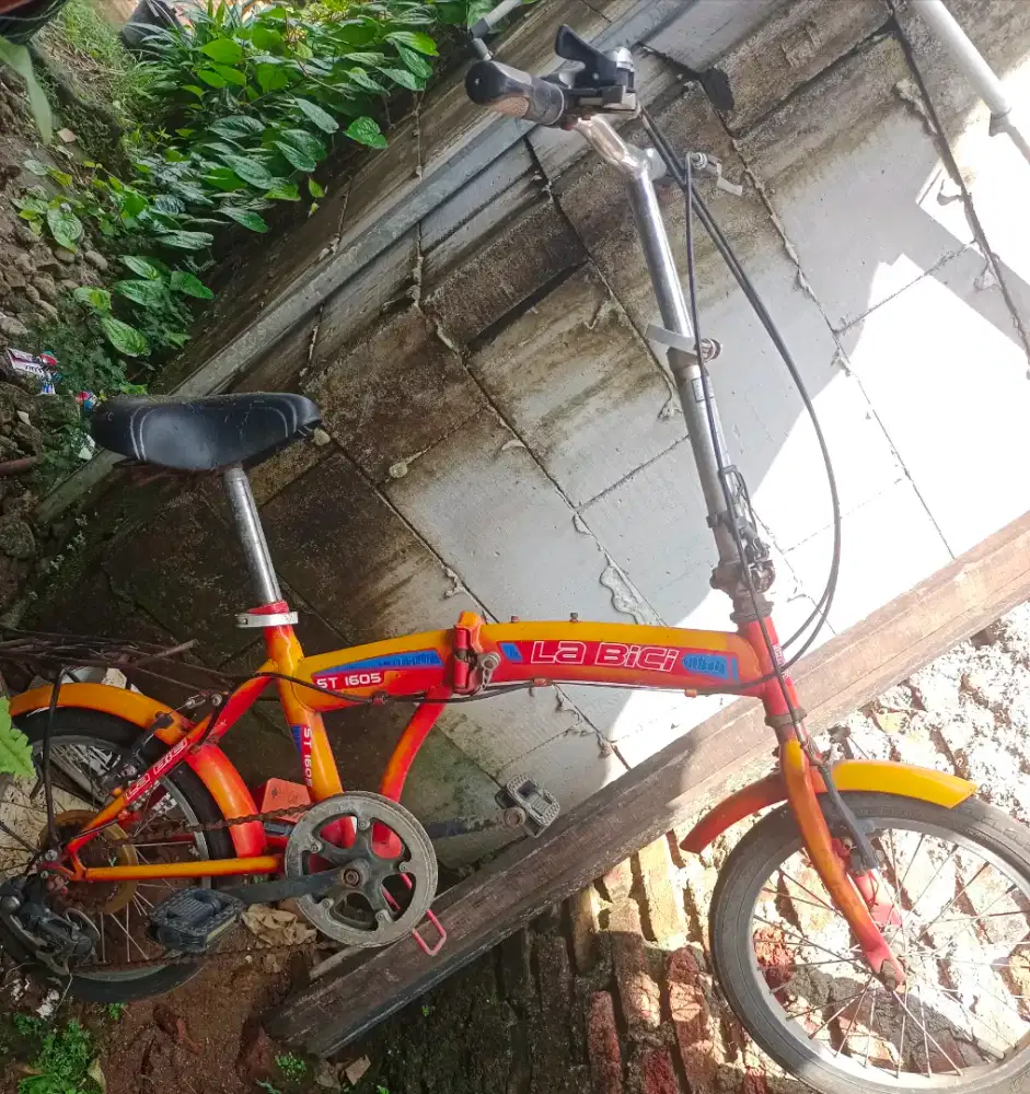Sepeda lipat La