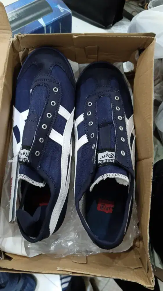 Sepatu santai onitsuka tiger