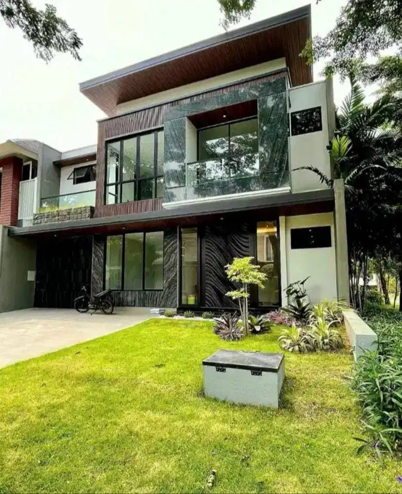 Dijual Rumah Mewah Raya Grand Eastwood Citraland 2 Lantai Siap Huni