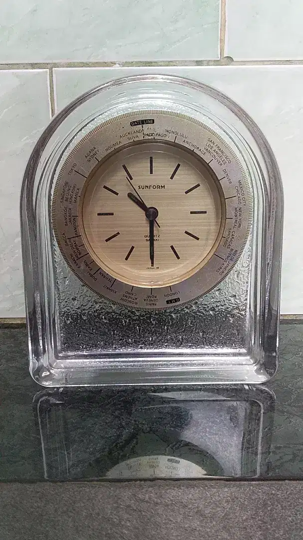 Jual jam meja IMPRESSIVE DESK CLOCK WITH GRYSTAL