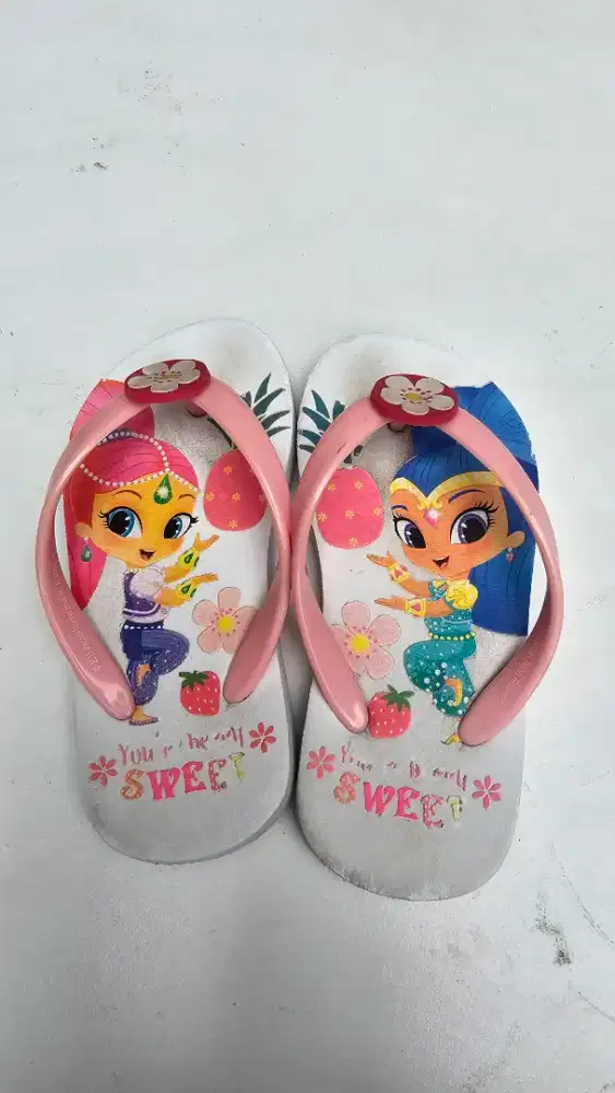 Sandal jepit anak perempuan shimer uk 25-26