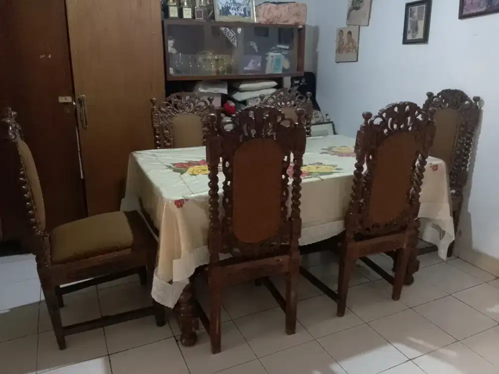 KURSI MAKAN BESAR UKIR JATI ANTIK