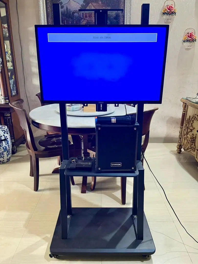 Set TV Led, Bracket, Speaker, dan Set Up Box Komplit