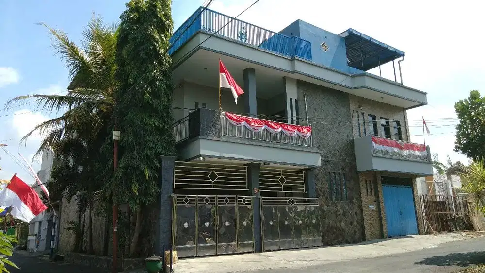 Terima Kost Pasutri/ Putri