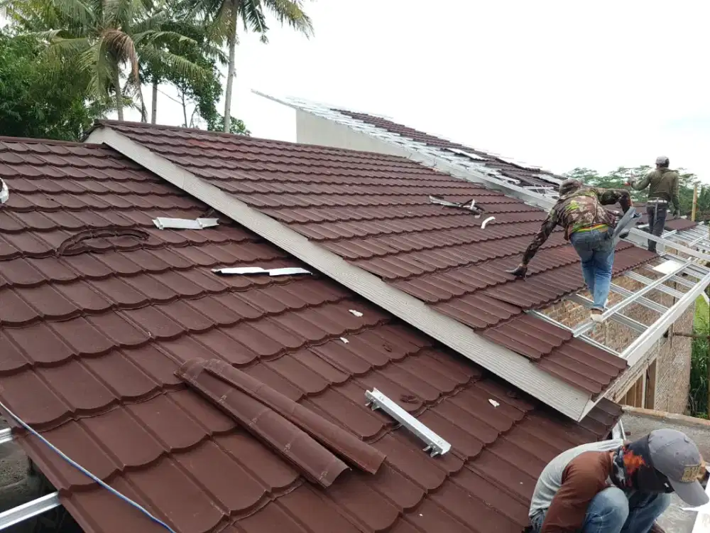 Baja Ringan Sepaket Atap Metal Pasir ADI TRUSS KUAT RAPI GARANSI