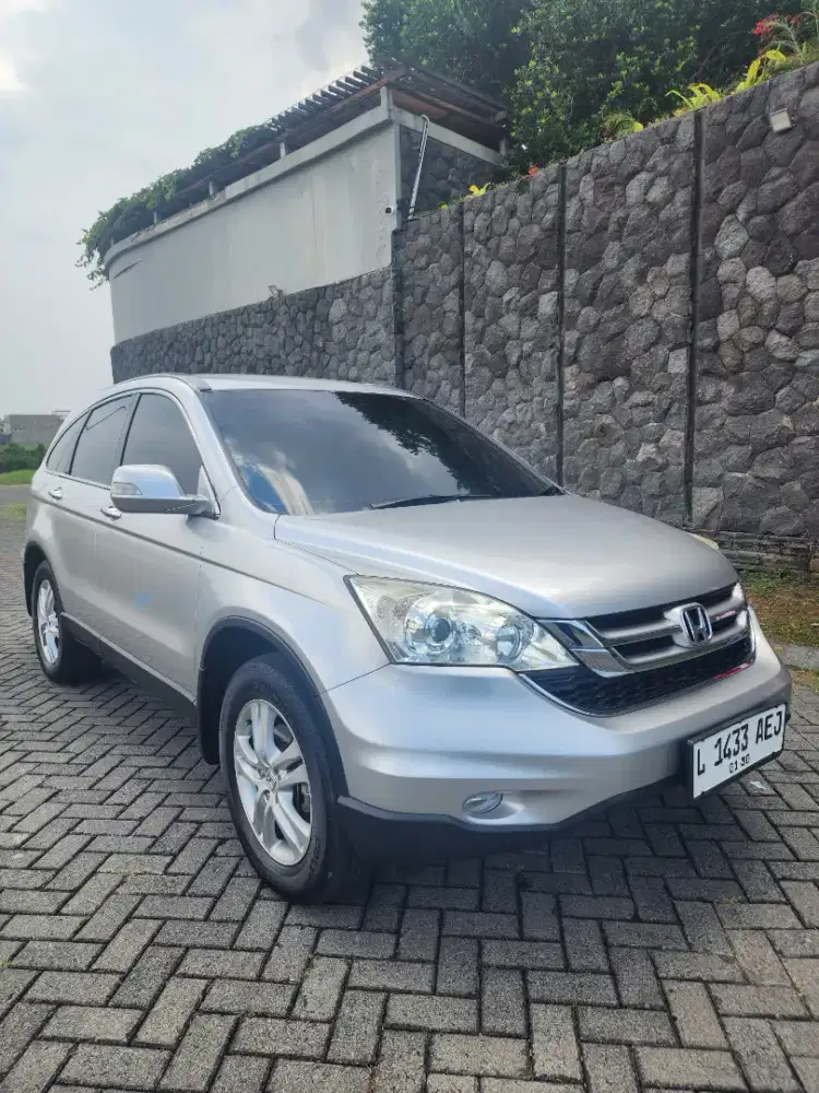 Dijual honda crv 2.4 AT, KM antik rendah tangan 1 dr baru tahun 2010