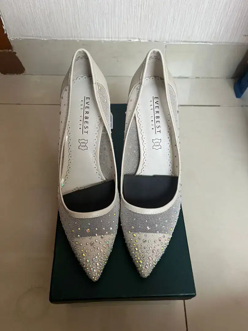 Sendal Heels wanita merk EVERBEST