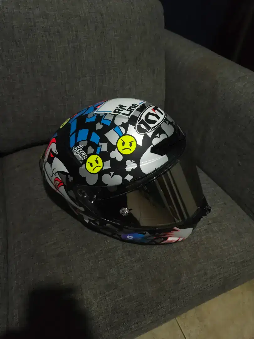 Helm KYT TT Revo GP Livery