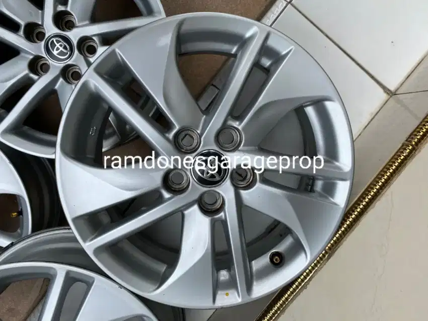 Velg Cadangan Sienta R15