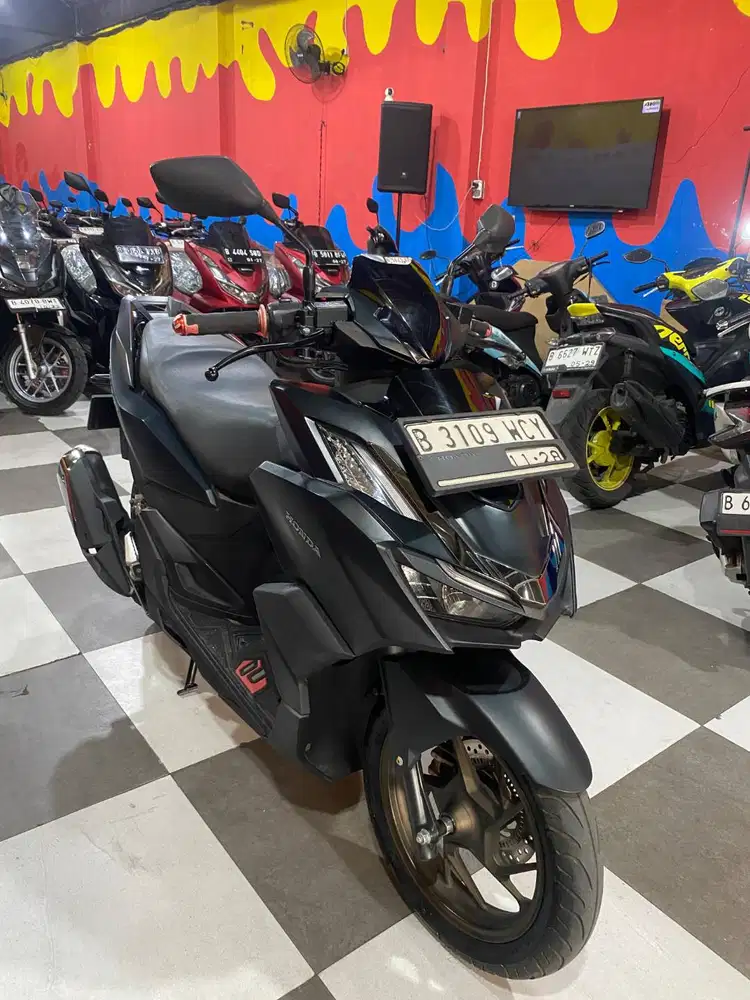 JUAL KREDIT VARIO 160 ABS TAHUN 2023
