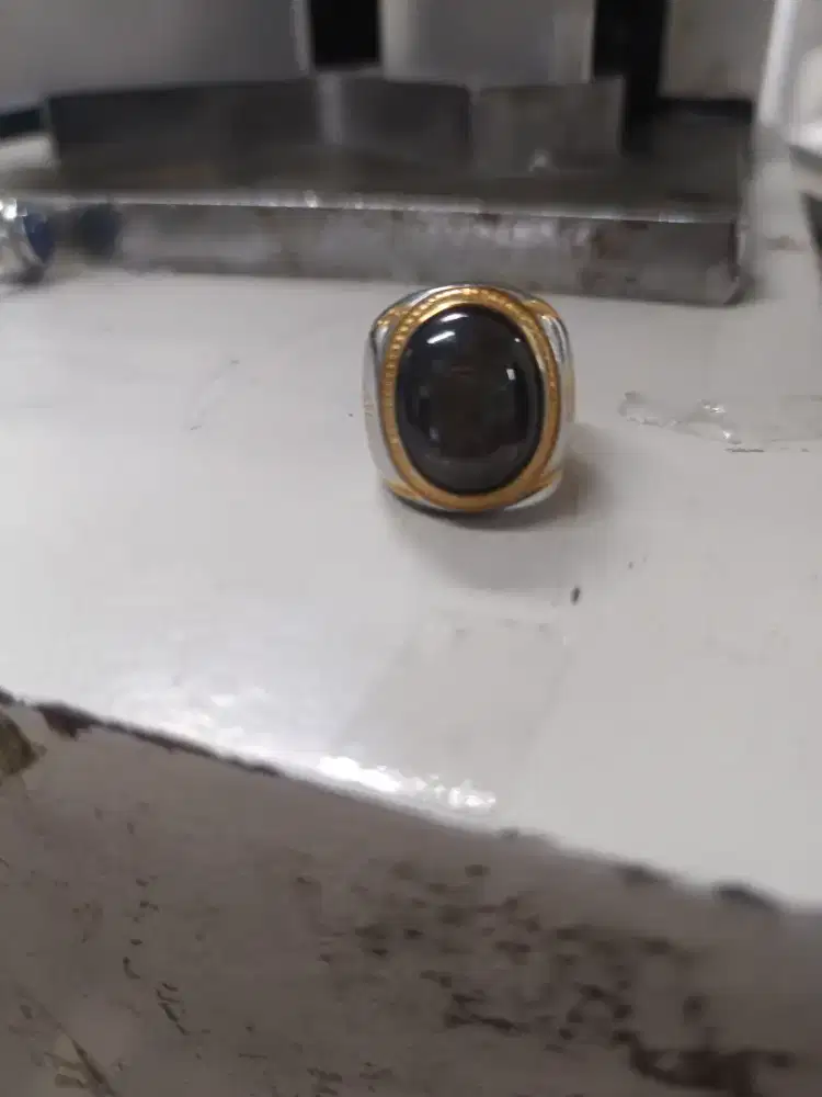 Batu black safir ster