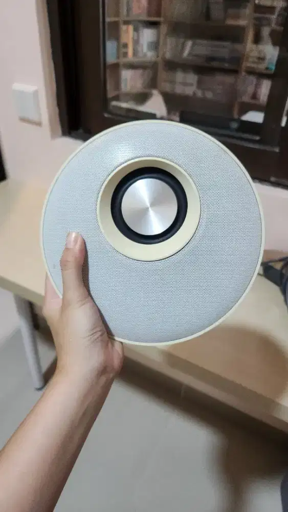 Speaker Bluetooth Bcare Putih White Blue Tooth Speaker