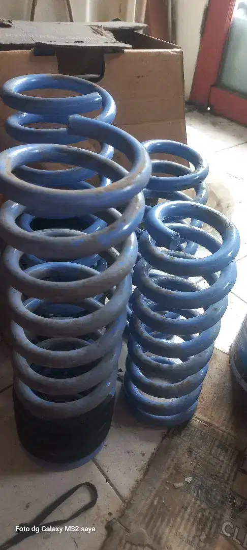 Per triple S lowerinv spring  utk inova fortuner