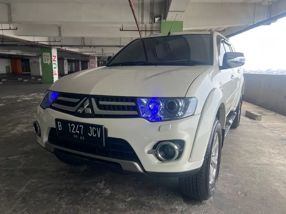 Mitsubishi Pajero Dakar 4x2 AT VGT 2015 Putih