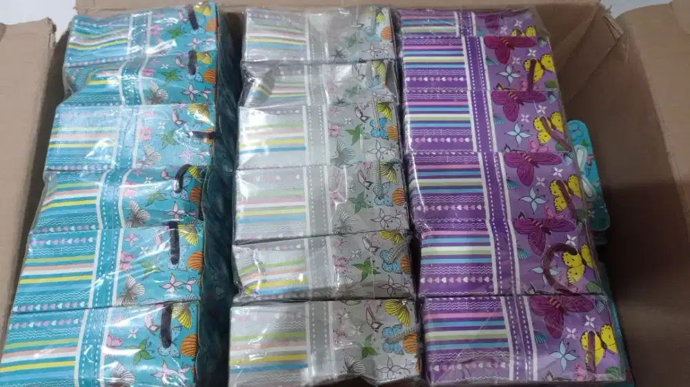 Sisa souvenir nikahan (mangkok kecil)