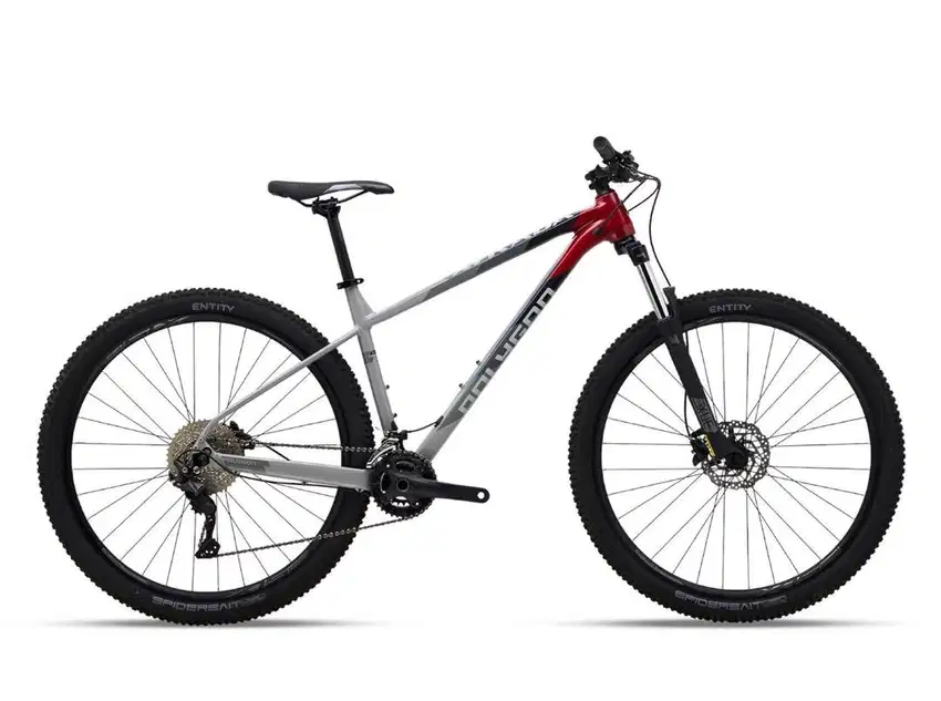 Sepeda gunung. Polygon Xtrada 5. MTB. Garansi resmi. Bisa dicicil