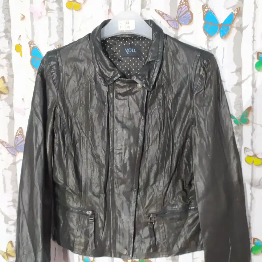 Jaket kulit lembut