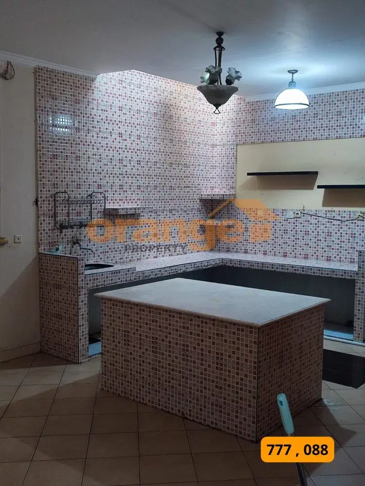 Dijual atau disewakan Rumah Cantik Siap Huni di Legenda Wisata Cibubur