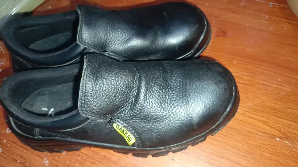 Dakkar safety shoes