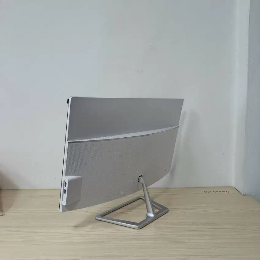 PC All In One-Core i5-Ram 8gb-Lcd 24 inchi-Garansi Resmi-Pc All In One