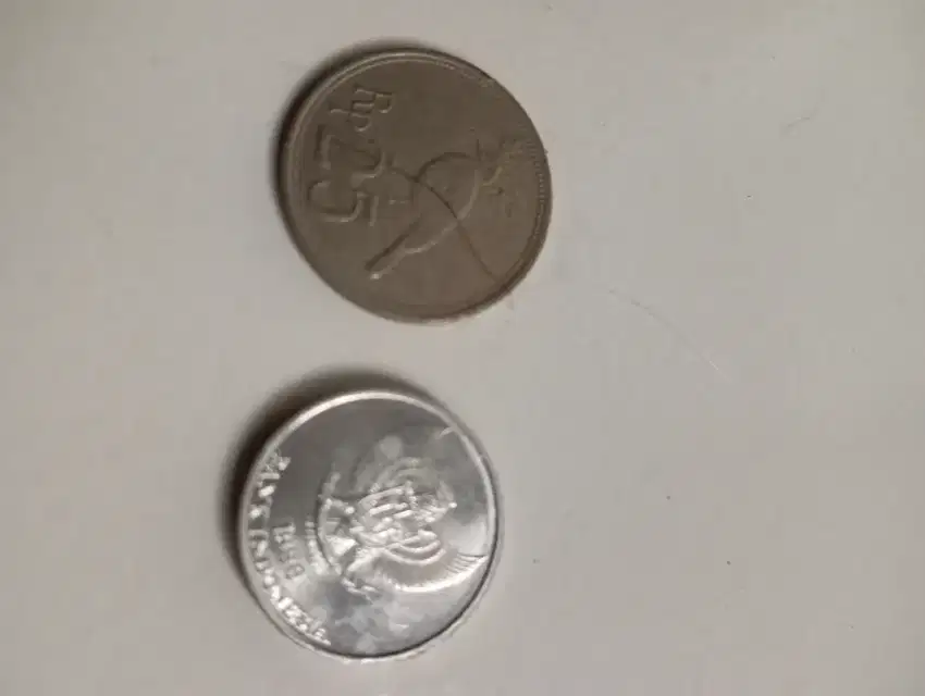 Uang logam dua lima rupiah