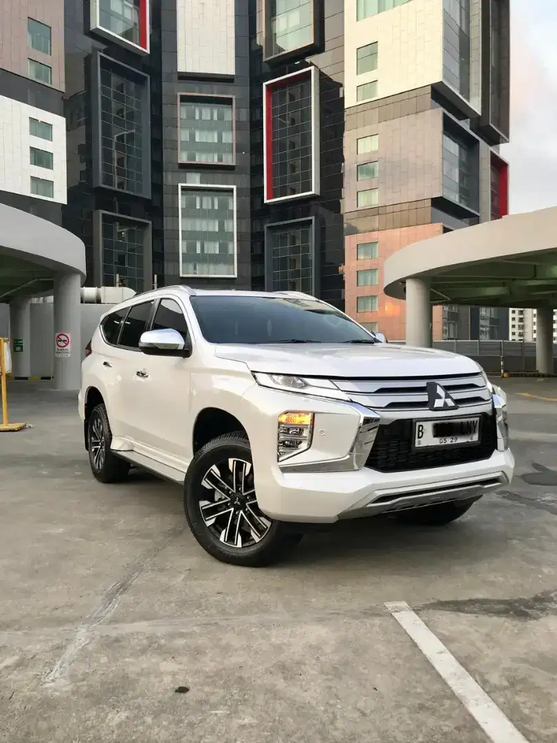 Km 15rb Mitsubishi Pajero Dakar Th 2023/2024 BLN 5 White Like New!!