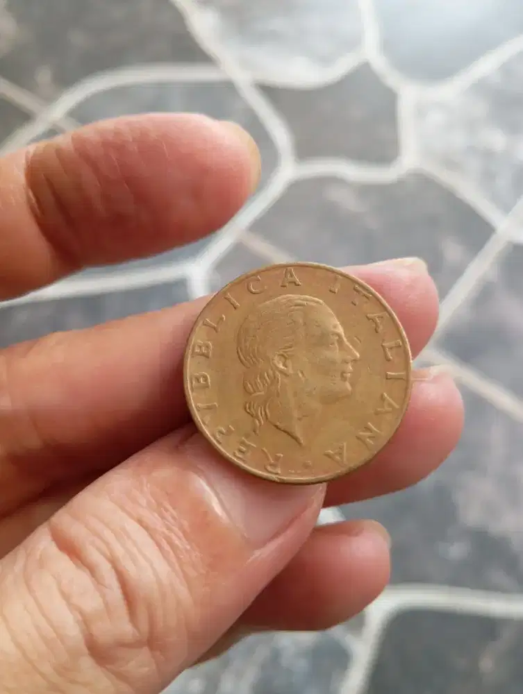 Uang logam lama italia