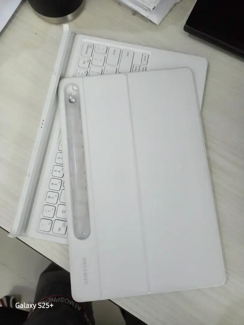 Di jual keyboard Samsung S9 FE mulus