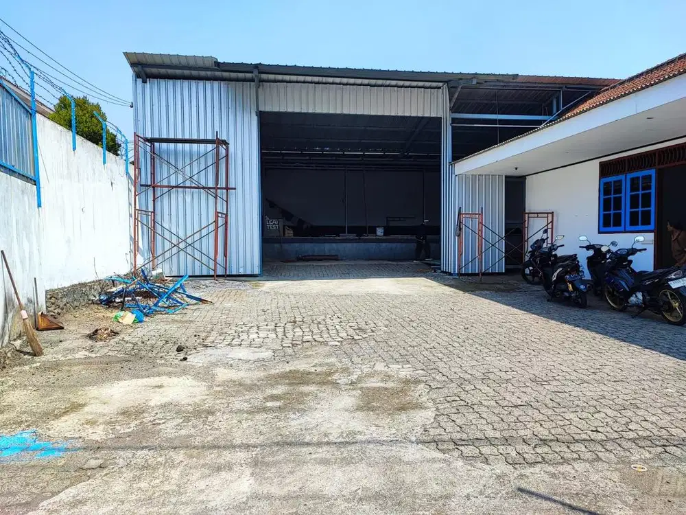 Gudang disewakan tengah kota semarang barat jawa tengah