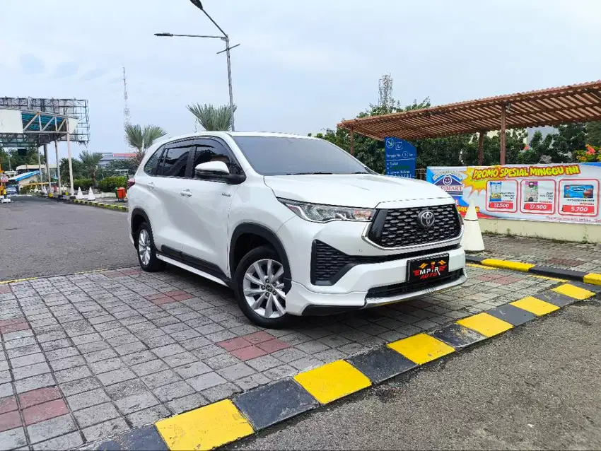 KM 14RB Innova Zenix V Hybrid Modelista SEPERTI BARU