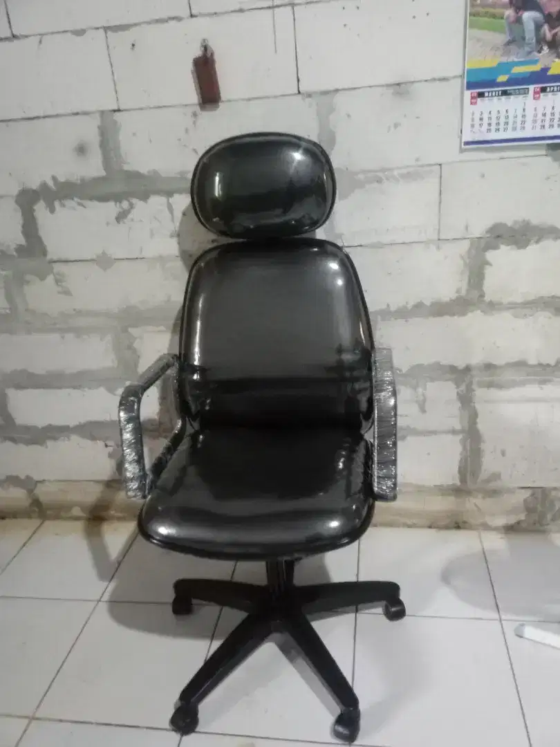 Kursi kantor recondisi