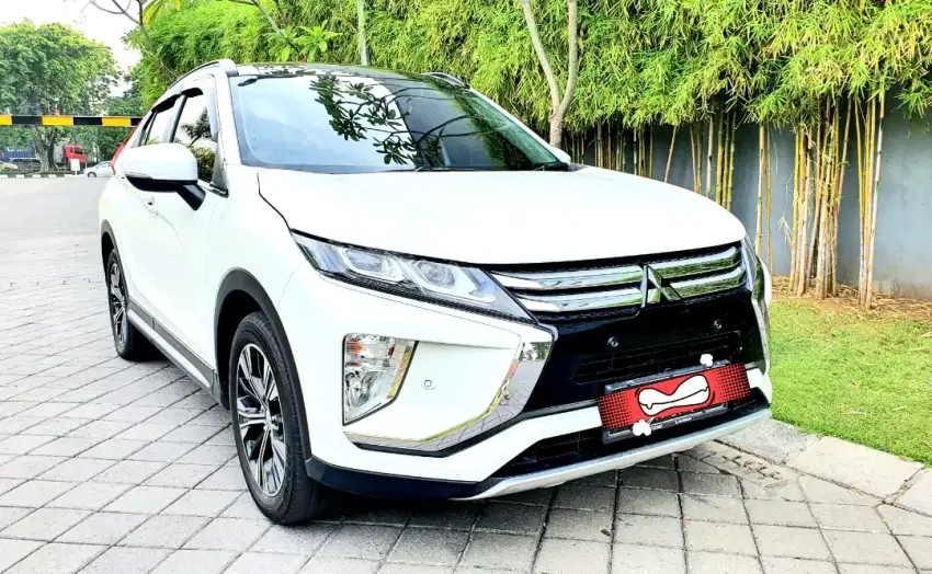 Unit LANGKA KM40 Eclipse Cross 1.5 TURBO 2020 Putih MEWAH Spt Baru
