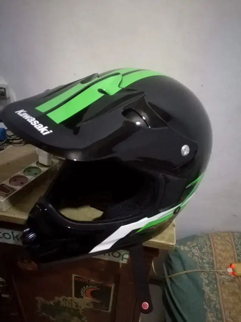 Helm Klx Dtracker