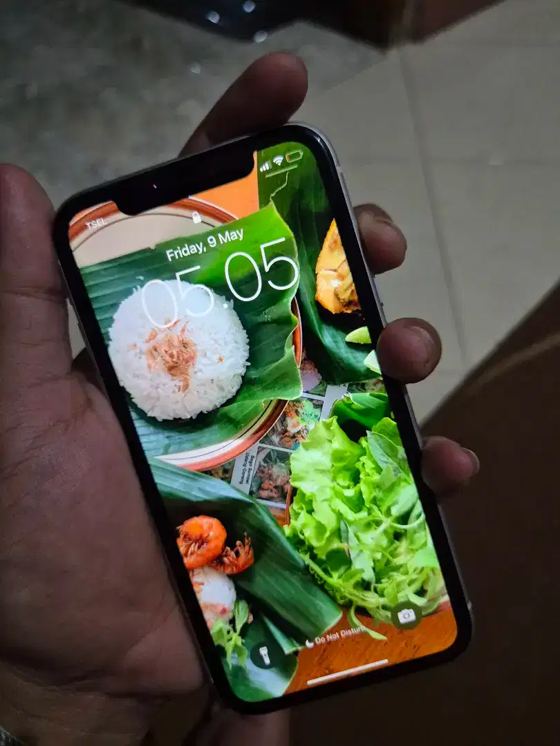 IPHONE XR 128 all operator