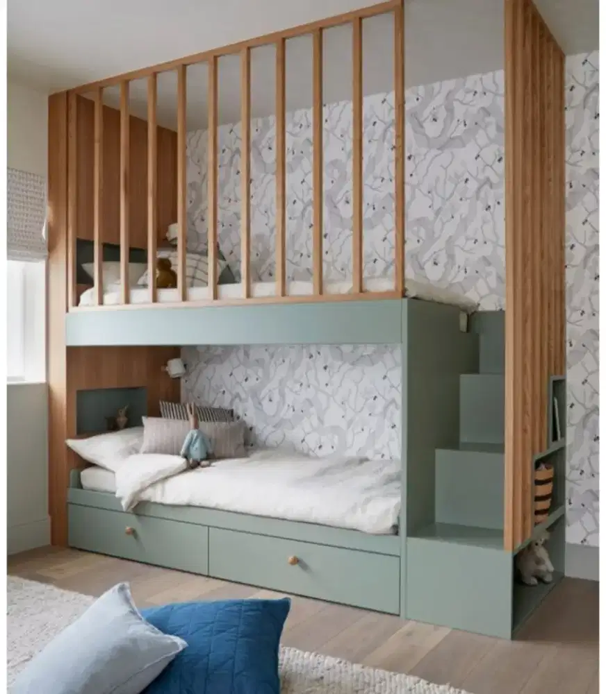 Tempat Tidur Tingkat Costum