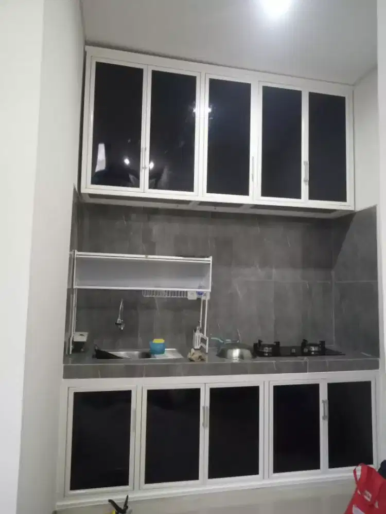 Kitchen set aluminium bisa custom ya + Free pasang,Free ongkir