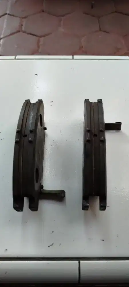 Kampas rem depan honda mobilio original