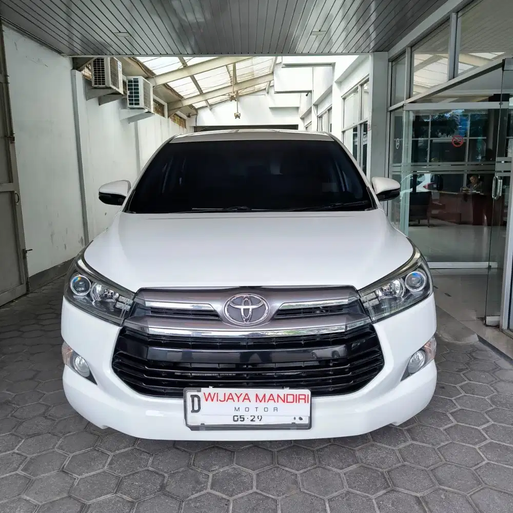 TOYOTA INNOVA 2.0 V A/T 2019