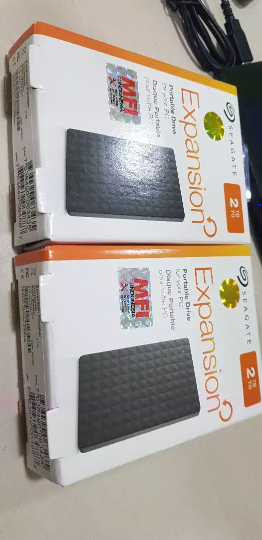 2 Unit Hardisk External 2TB Merk Seagate Expansion